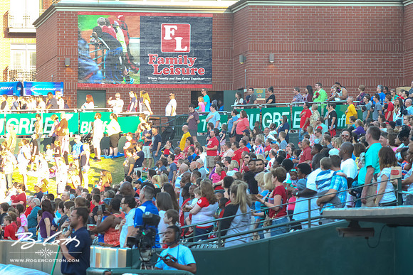 Redbirds-04-23-020