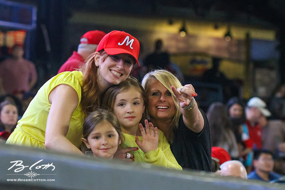 Redbirds-04-23-099