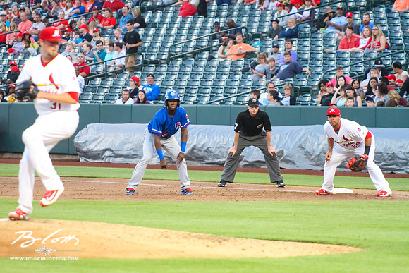 Redbirds-04-23-036