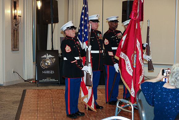 Singleton-0954