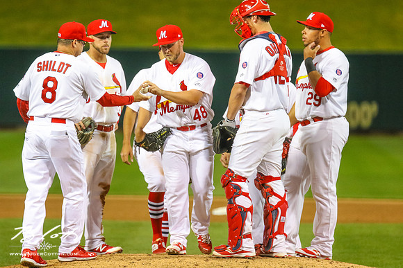 Redbirds-04-07-16-152