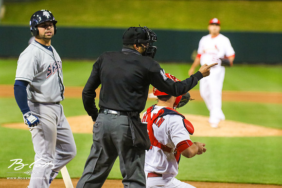 Redbirds-04-07-16-158