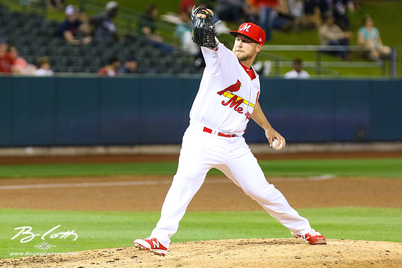 Redbirds-04-07-16-128