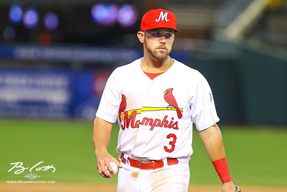 Redbirds-04-07-16-191