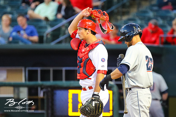 Redbirds-04-07-16-059
