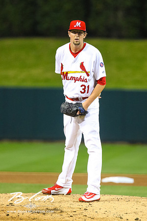 Redbirds-04-07-16-072
