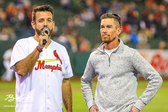 Redbirds-04-07-16-093