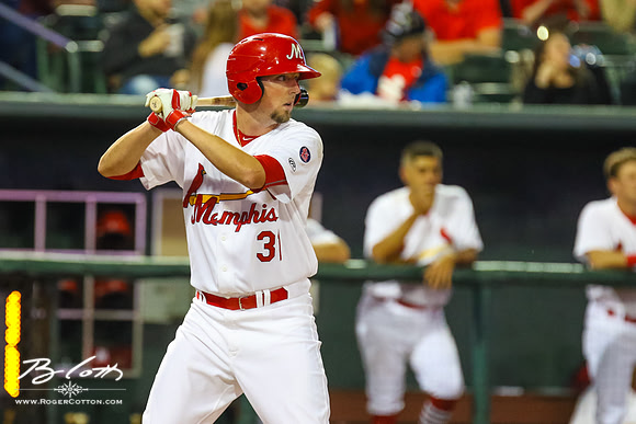 Redbirds-04-07-16-118