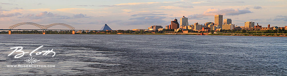 DowntownPanoRIver