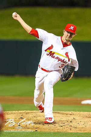 Redbirds-04-07-16-073