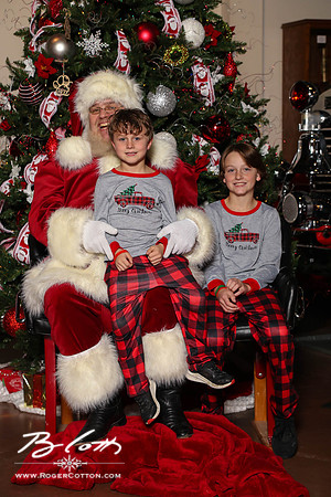 FMOMSanta21-8551