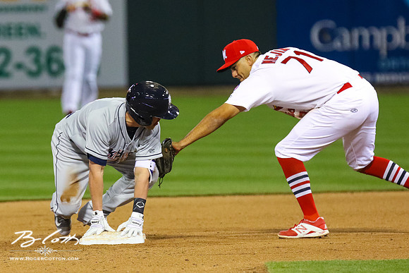 Redbirds-04-07-16-176