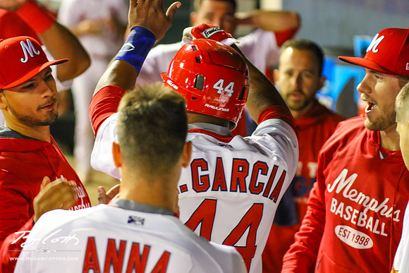 Redbirds-04-07-16-182