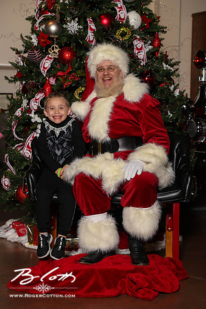 FMOMSanta21-8434