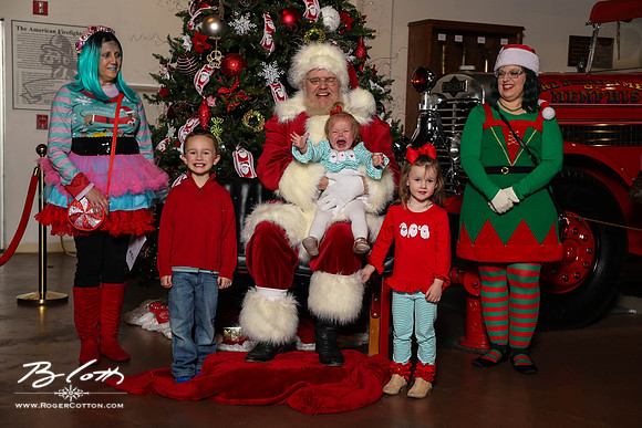 FMOMSanta21-8457