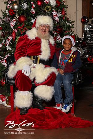 FMOMSanta21-8527