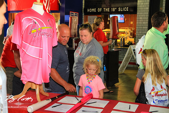 Redbirds082315-003