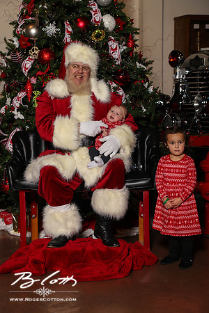 FMOMSanta21-8508