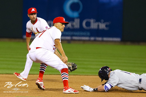 Redbirds-04-07-16-173