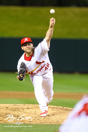 Redbirds-04-07-16-148