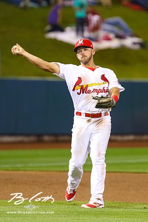 Redbirds-04-07-16-122