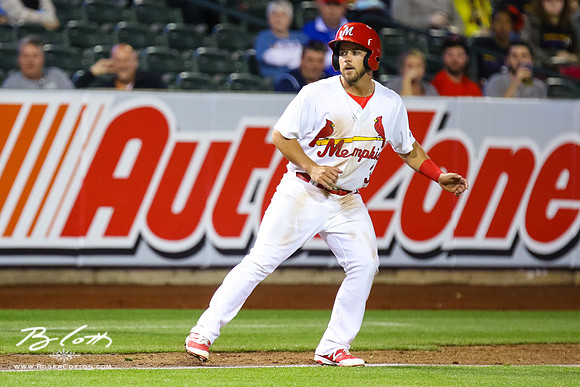 Redbirds-04-07-16-090