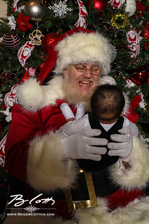FMOMSanta21-8544