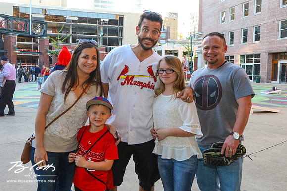 Redbirds-04-07-16-018