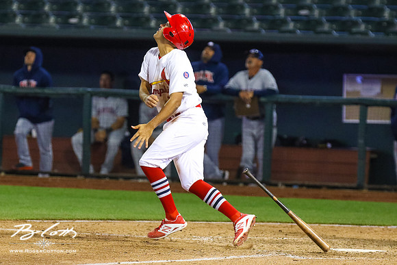 Redbirds-04-07-16-198