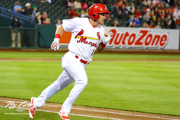 Redbirds-04-07-16-102
