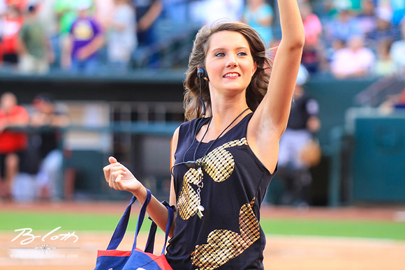 Redbirds_081515-112
