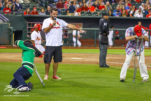 Redbirds-04-07-16-105