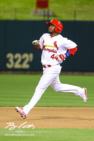 Redbirds-04-07-16-180