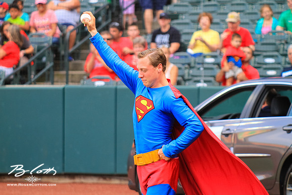 Redbirds_081515-054