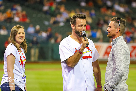 Redbirds-04-07-16-094