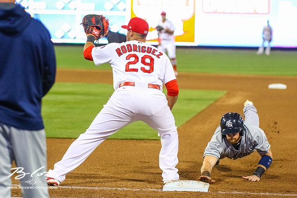 Redbirds-04-07-16-097