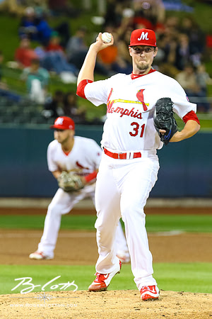 Redbirds-04-07-16-127