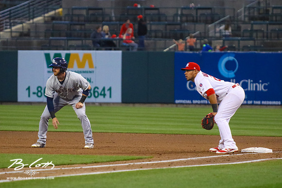 Redbirds 04-09-16-071