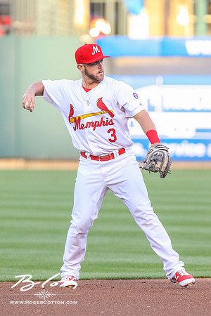 Redbirds 04-09-16-034
