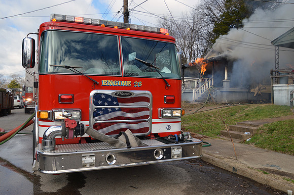 engine 28 fire