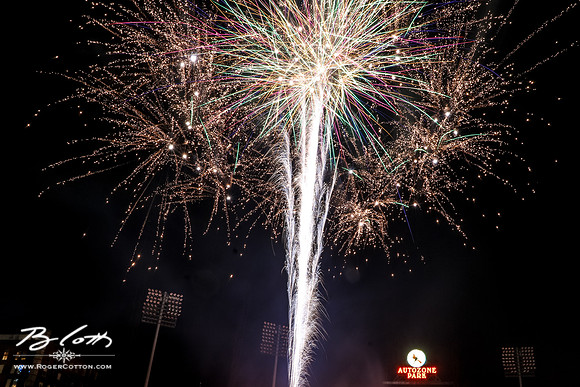 Redbirds 04-09-16-155