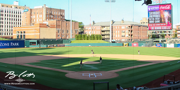 Redbirds-04-23-002