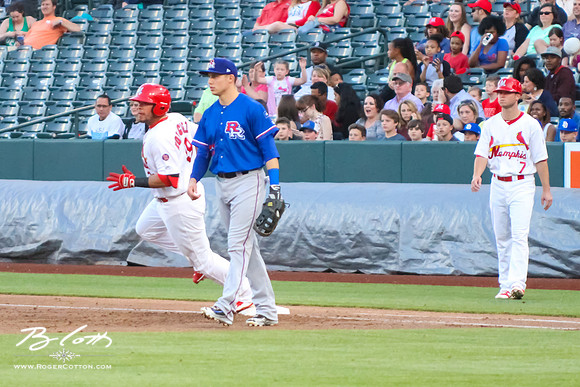 Redbirds-04-23-033