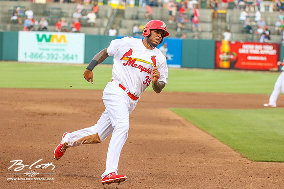 Redbirds061116-081