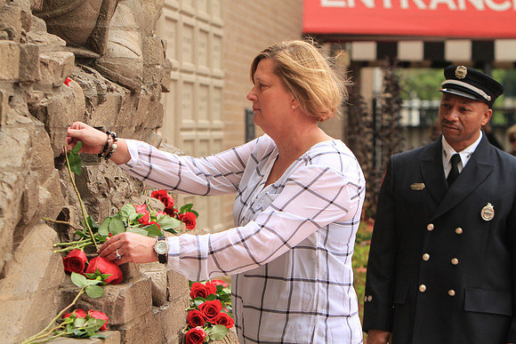 memorial2015-048