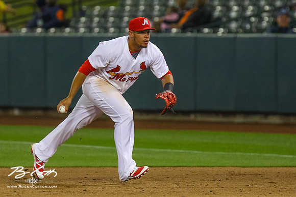 Redbirds 04-09-16-135