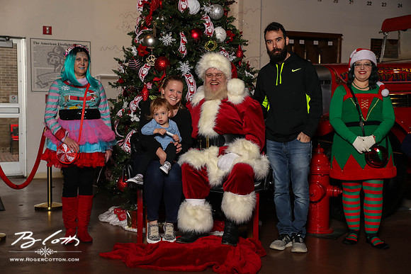 FMOMSanta21-8441