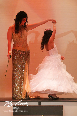 Miss2015-214