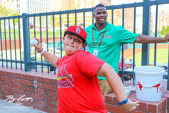 Redbirds061116-016