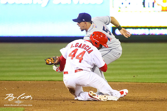 Redbirds 04-09-16-095